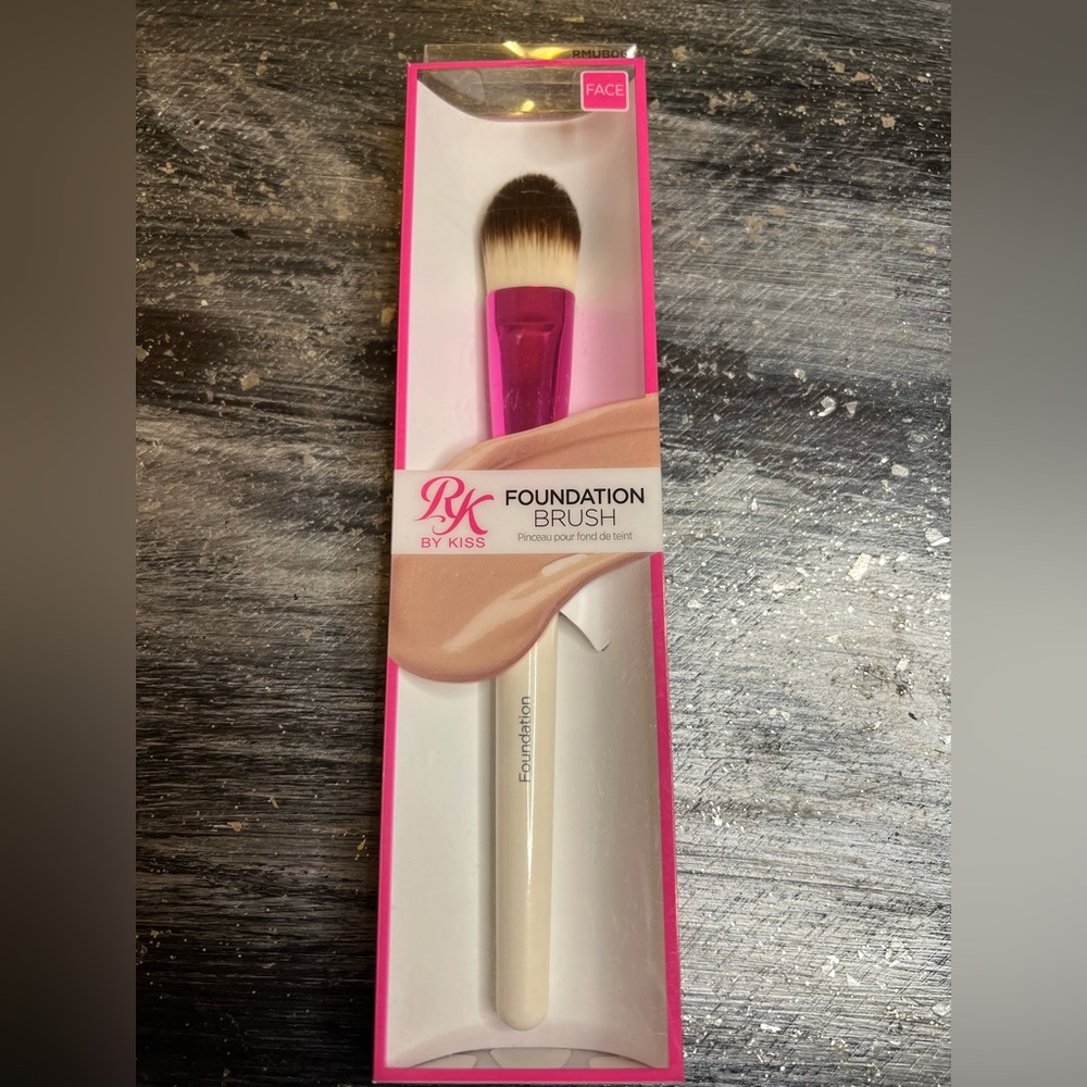 ADD ON ITEM- FOUNDATION BRUSH